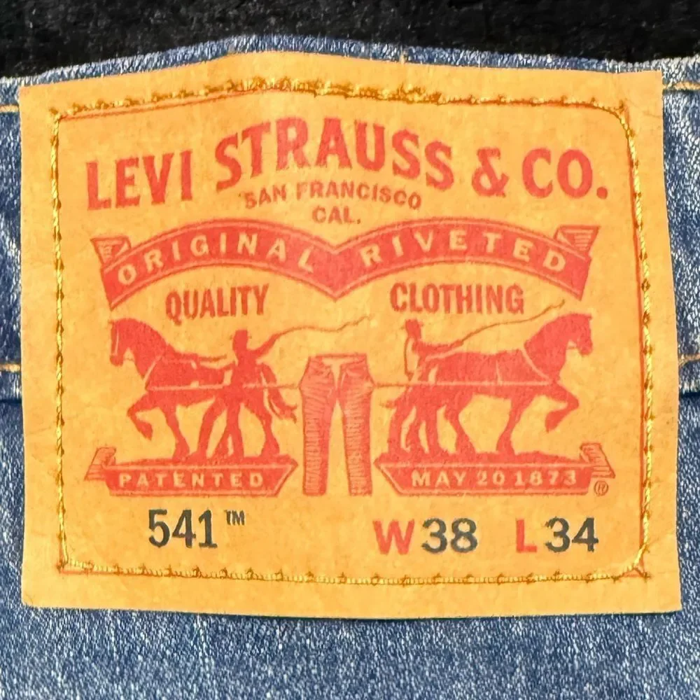 Levi's 541 Medium Blue Relaxed Men's Jeans 38/34